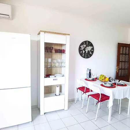 Paraiso Sol Rocha Apartment